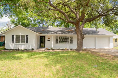 5808 Wales Ave, Fort Worth, TX, 76133-2712 | Card Image