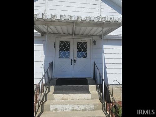 148 E Howard St, Parker City, IN, 47368-9137 | Card Image