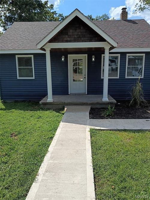 320 S Iron St, Ironton, MO, 63650-1403 | Card Image