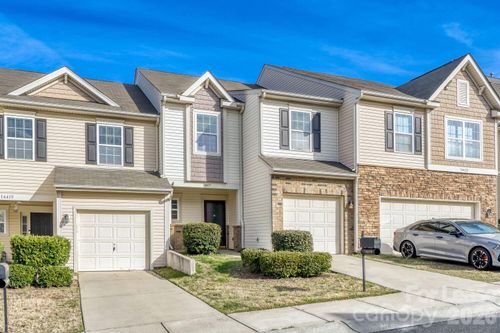14419 Glendon Hall Ln, Charlotte, NC, 28262-1642 | Card Image