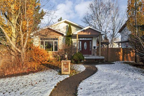4239 42 Ave, Red Deer, AB, T4N2Z8 | Card Image