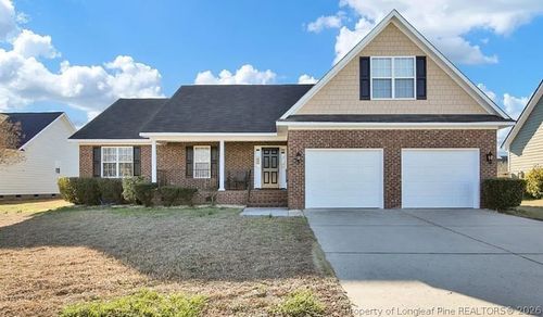 5913 Blue Sky Ln, Hope Mills, NC, 28348-7539 | Card Image