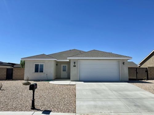 1013 W Church Ave, Ridgecrest, CA, 93555-8667 | Card Image