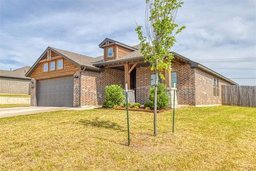 517 Elena Dr, Blanchard, OK, 73010-5315 | Card Image