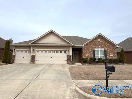 410 Creekwater Cir Nw, Madison, AL, 35757-6345 | Card Image