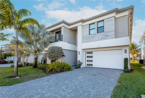 17197 Teton River Rd, Boca Raton, FL, 33496-5634 | Card Image