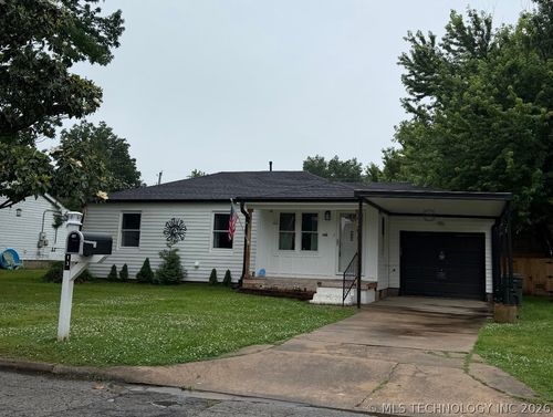 213 Falletti Ave, Claremore, OK, 74017-4210 | Card Image