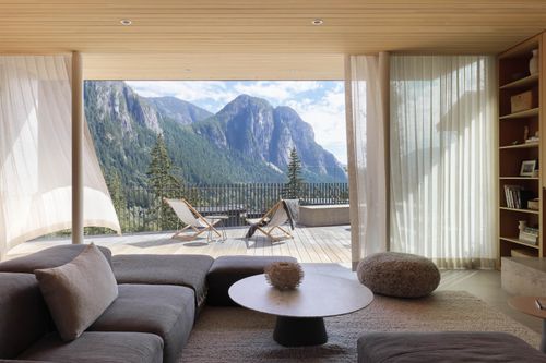 38574 High Creek Dr, Squamish, BC, V8B0T6 | Card Image