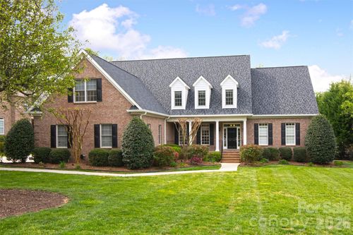 8707 Calumet Farms Dr, Waxhaw, NC, 28173-6576 | Card Image