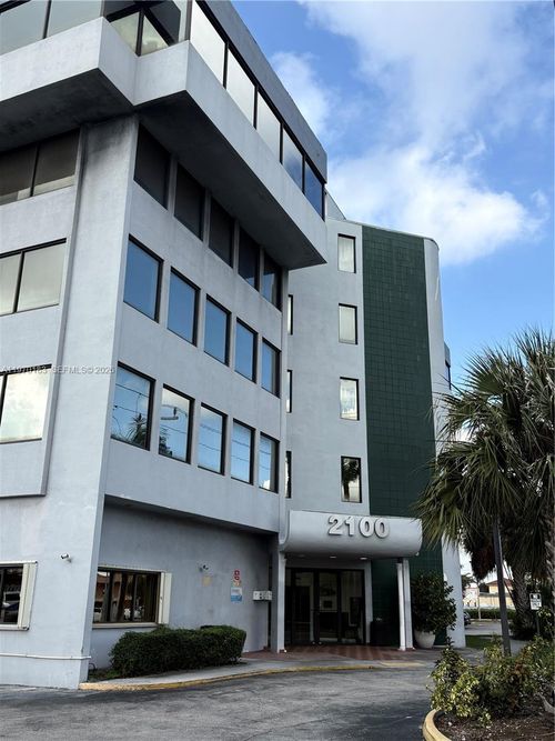 ste-205-2100 W 76th St, Hialeah, FL, 33016-5503 | Card Image