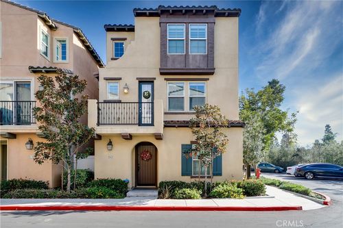 582 S Harbor Blvd, Santa Ana, CA, 92704-1326 | Card Image