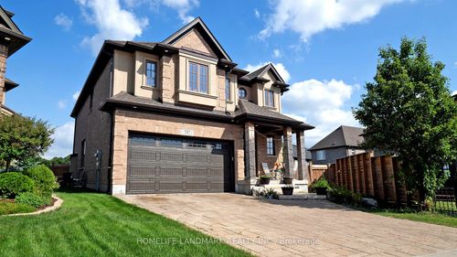 537 Millstream Dr, Waterloo, ON, N2K0E2 | Card Image