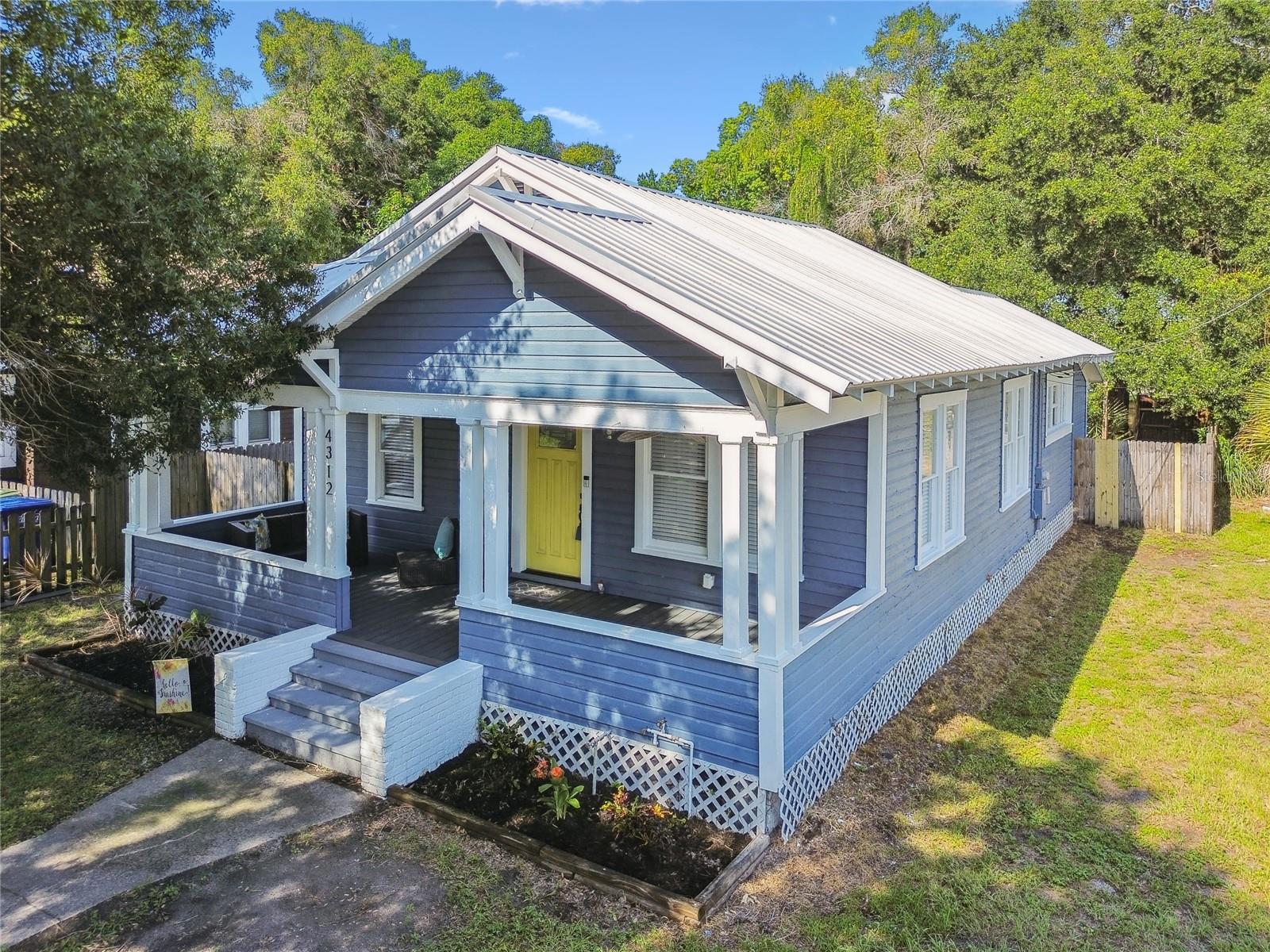 Marguerite St, Tampa, FL 33603
