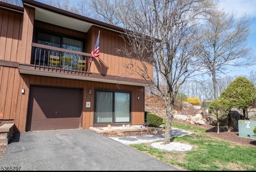 739 Upperway, Wharton, NJ, 07885-1772 | Card Image