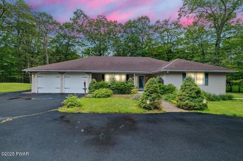 148 Doe Rd, Bartonsville, PA, 18321-7766 | Card Image