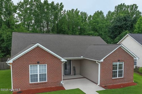 3840 Countryaire Dr, Ayden, NC, 28513-3040 | Card Image