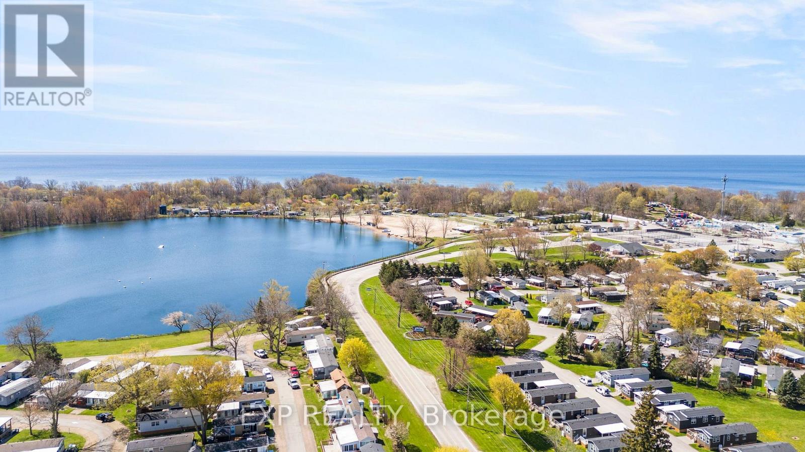 Residential in Port Colborne (Sherkston) 3