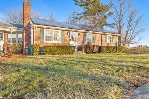 233 Turnpike Ave, Portsmouth, RI, 02871-1421 | Card Image