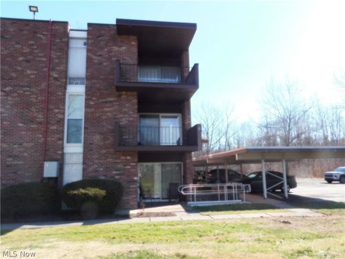 apt-j5-3080 N River Rd Ne, Warren, OH, 44483-3033 | Card Image