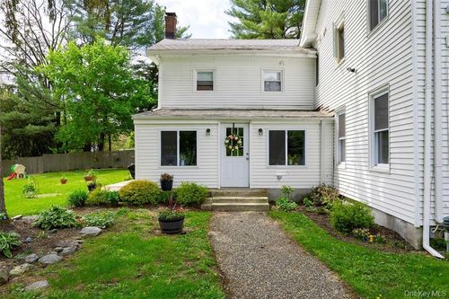 80 County Route 7, Pine Plains, NY, 12567-6403 | Card Image