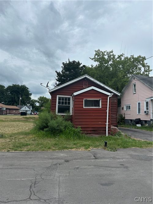 114 Hovey St, Syracuse, NY, 13207-1411 | Card Image