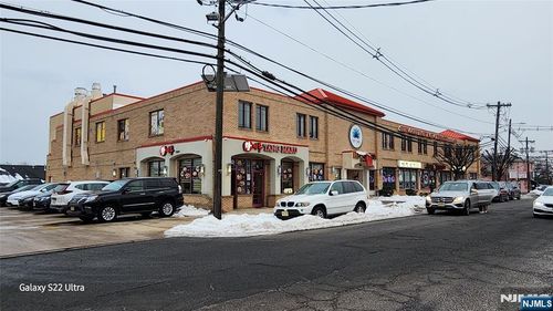 500 10th St, Palisades Park, NJ, 07650-2352 | Card Image