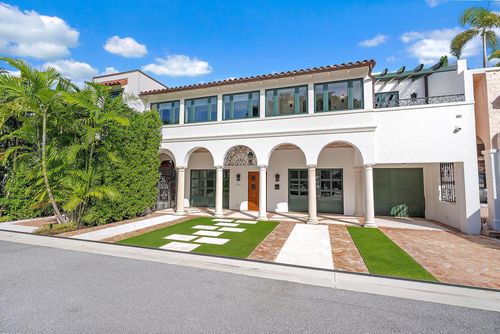 206 Phipps Plz, Palm Beach, FL, 33480-4241 | Card Image