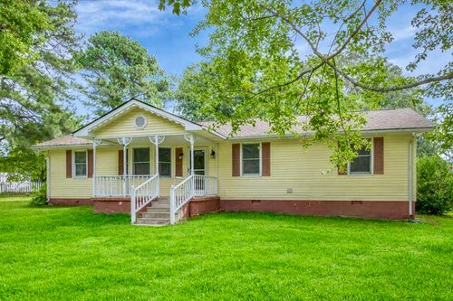 2681 W County Farm Rd, Springfield, TN, 37172-6010 | Card Image