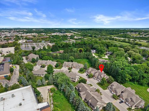 62-18575 Brookfield Lake Drive, Brookfield, WI, 53045 | Card Image