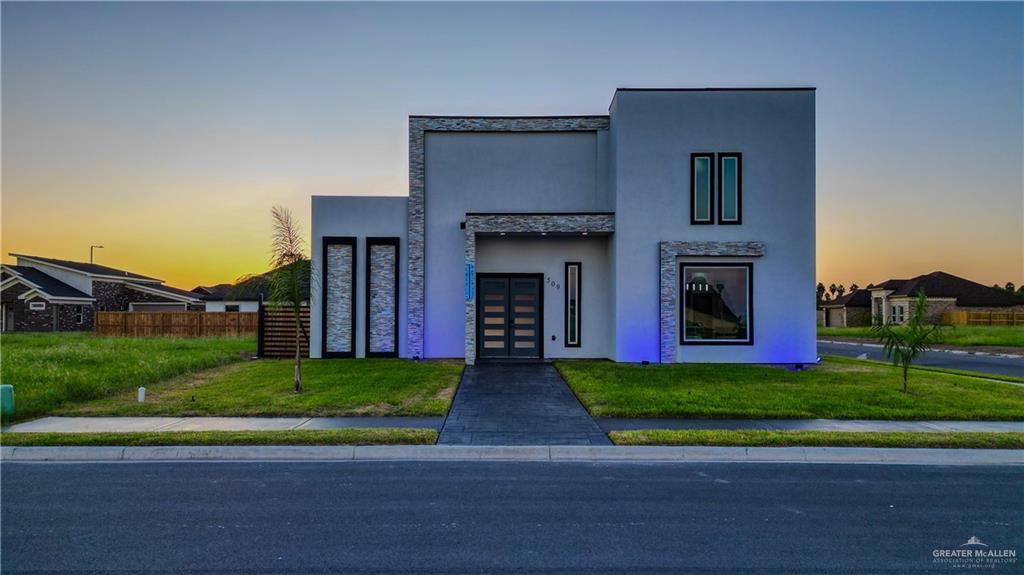 Demi St, Edinburg, TX 78542