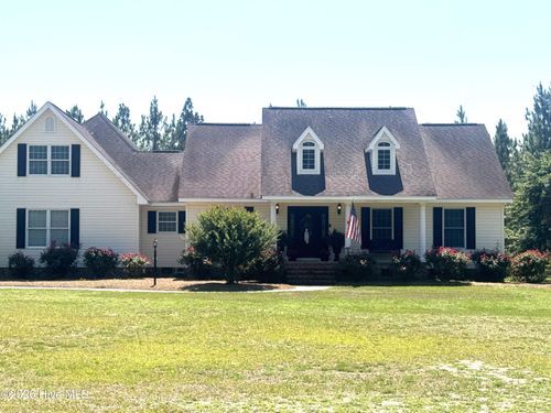 727 Mount Olive Rd, Bladenboro, NC, 28320-5756 | Card Image