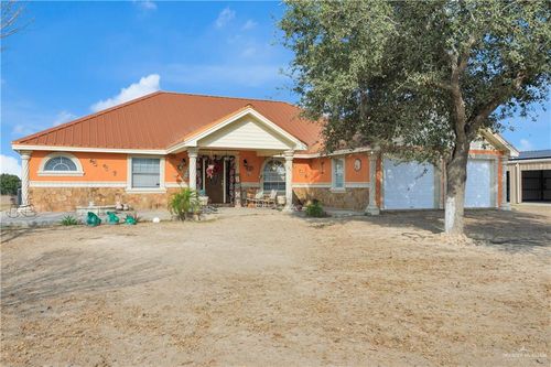 695 N El Paisano Rd, Rio Grande City, TX, 78582-9607 | Card Image