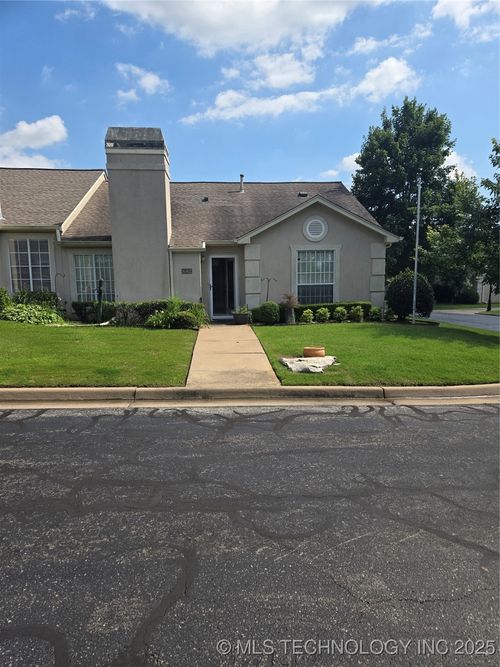 8302 84th St, Tulsa, OK, 74133-8062 | Card Image