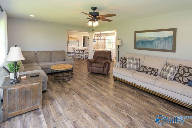3269 Highway 55 E, House other with 5 bedrooms, 4 bathrooms and null parking in Eva AL | Image 20