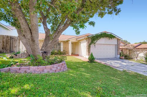 7423 Radford Trl, San Antonio, TX, 78244-2233 | Card Image