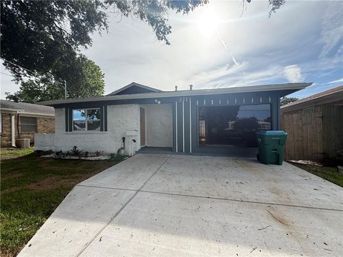 3711 Arkansas Ave, Kenner, LA, 70065-2830 | Card Image