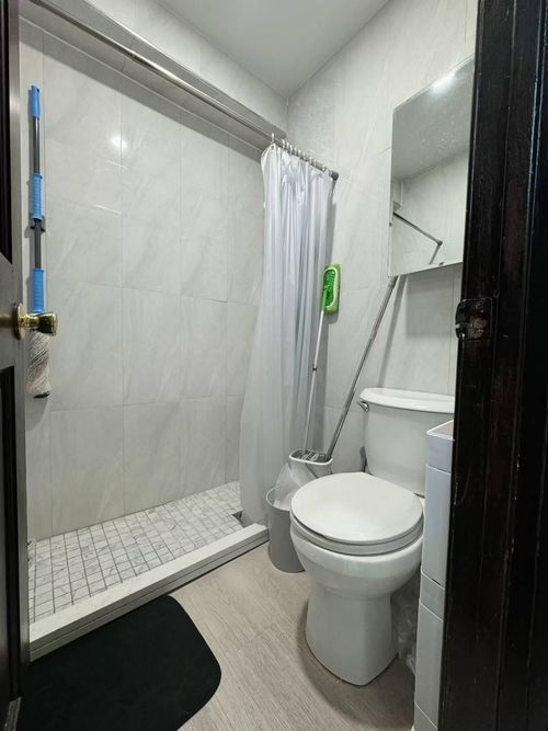 c1-132 Avery Ave, Flushing, NY, 11355 | Card Image