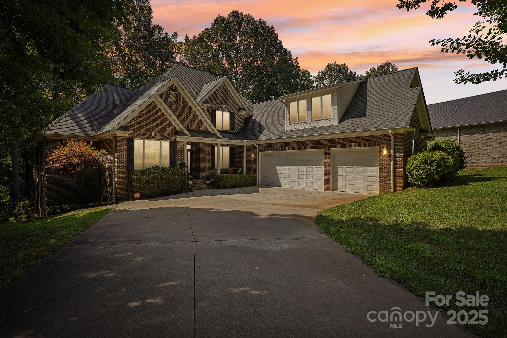 Bordeaux Dr, Denver, NC 28037