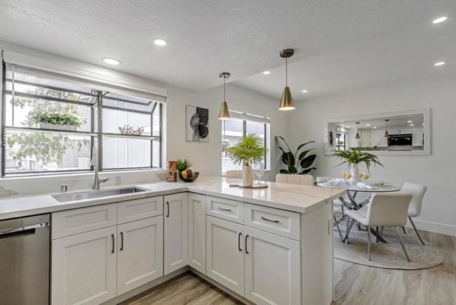155 Monte Villa Court, Townhouse with 2 bedrooms, 3 bathrooms and 2 parking in Campbell CA | Image 14