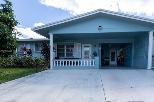 4518 Nw 45th Ct, Tamarac, FL, 33319-3867 | Card Image