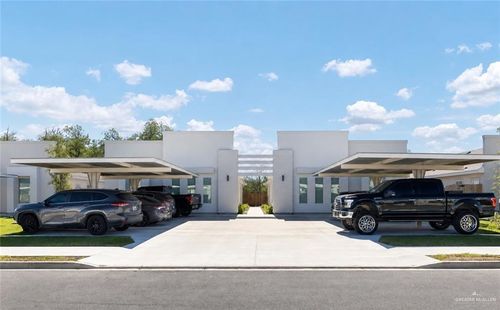 1011 E Starr St, Mercedes, TX, 78570-2367 | Card Image