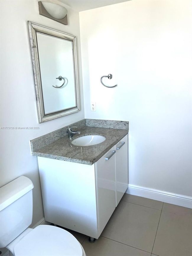APT-3502 - 185 7 Th St, Condo with 2 bedrooms, 3 bathrooms and null parking in Miami FL | Image 8
