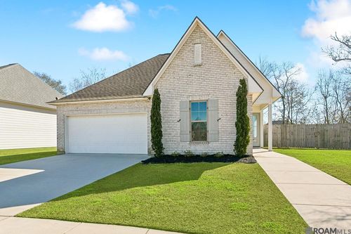 39339 Waycross Ave, Prairieville, LA, 70769-4061 | Card Image