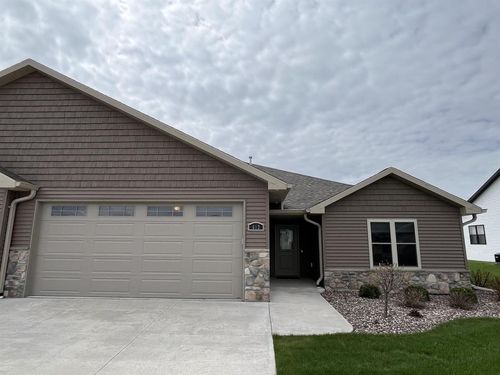 613 Hammen Court, LITTLE CHUTE, WI, 54130 | Card Image