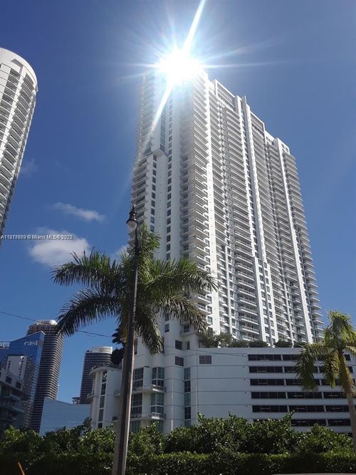 apt-1904-92 Sw 3rd St, Miami, FL, 33130-3082 | Card Image