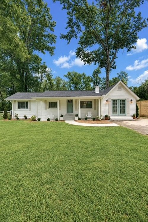 5919 Old Harding Pike, Nashville, TN, 37205-3609 | Card Image