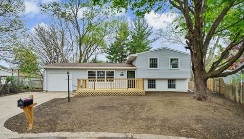 2303 Brookhaven Dr, Champaign, IL, 61821-5841 | Card Image