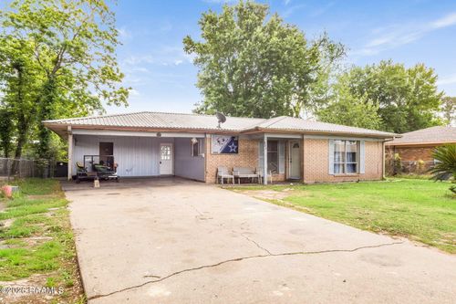 230 N Hibiscus St, Opelousas, LA, 70570-2736 | Card Image