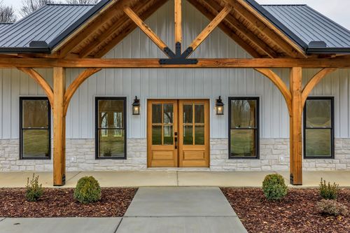 1224 Mason Bates Bend Rd, Centerville, TN, 37033-4044 | Card Image