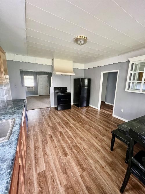 1803 Franklin Ave, Bonham, TX, 75418-2613 | Card Image